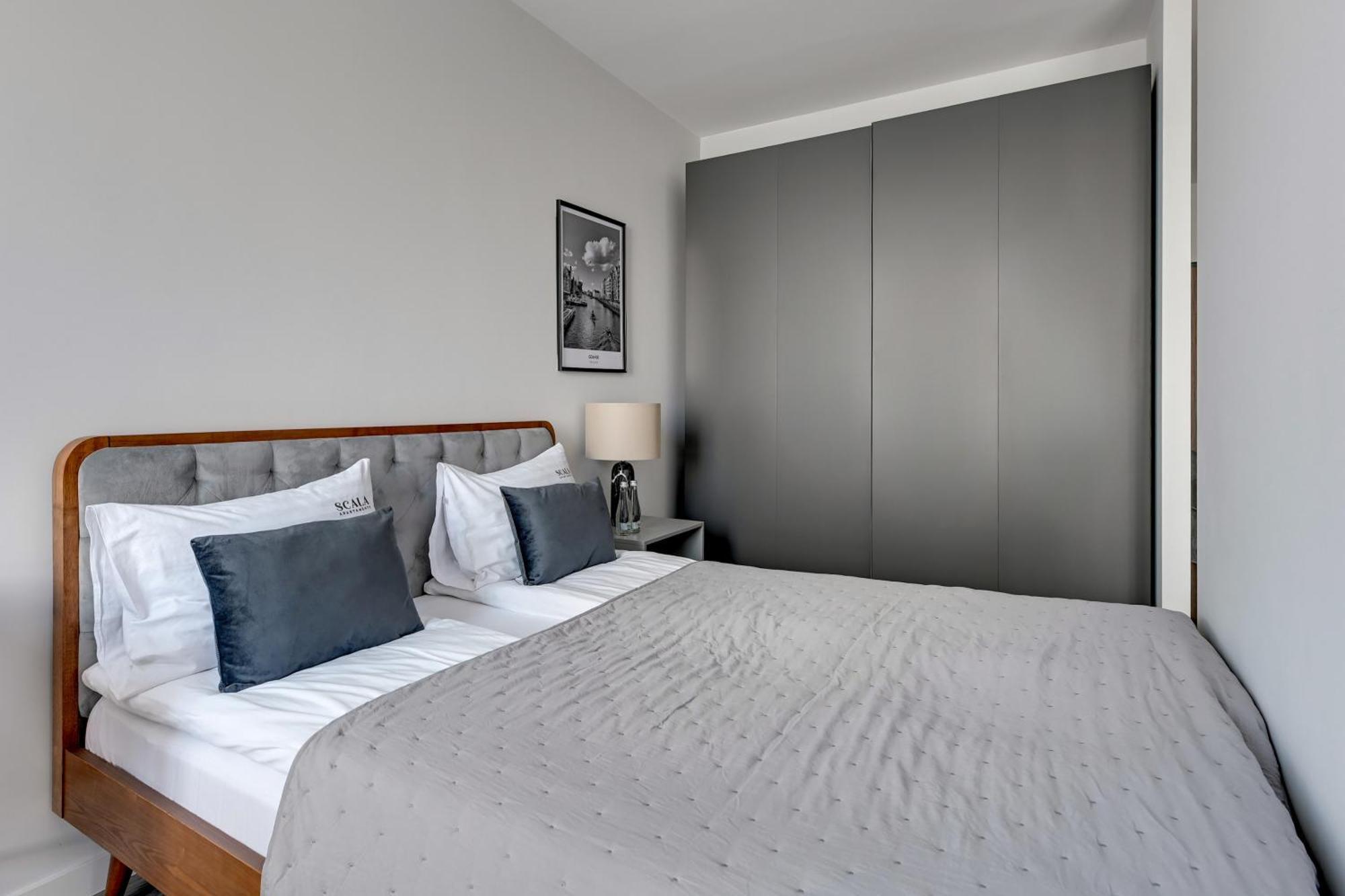 Scala 60K City Center Apartments With Parking By Lion Apartments Gdansk Dış mekan fotoğraf